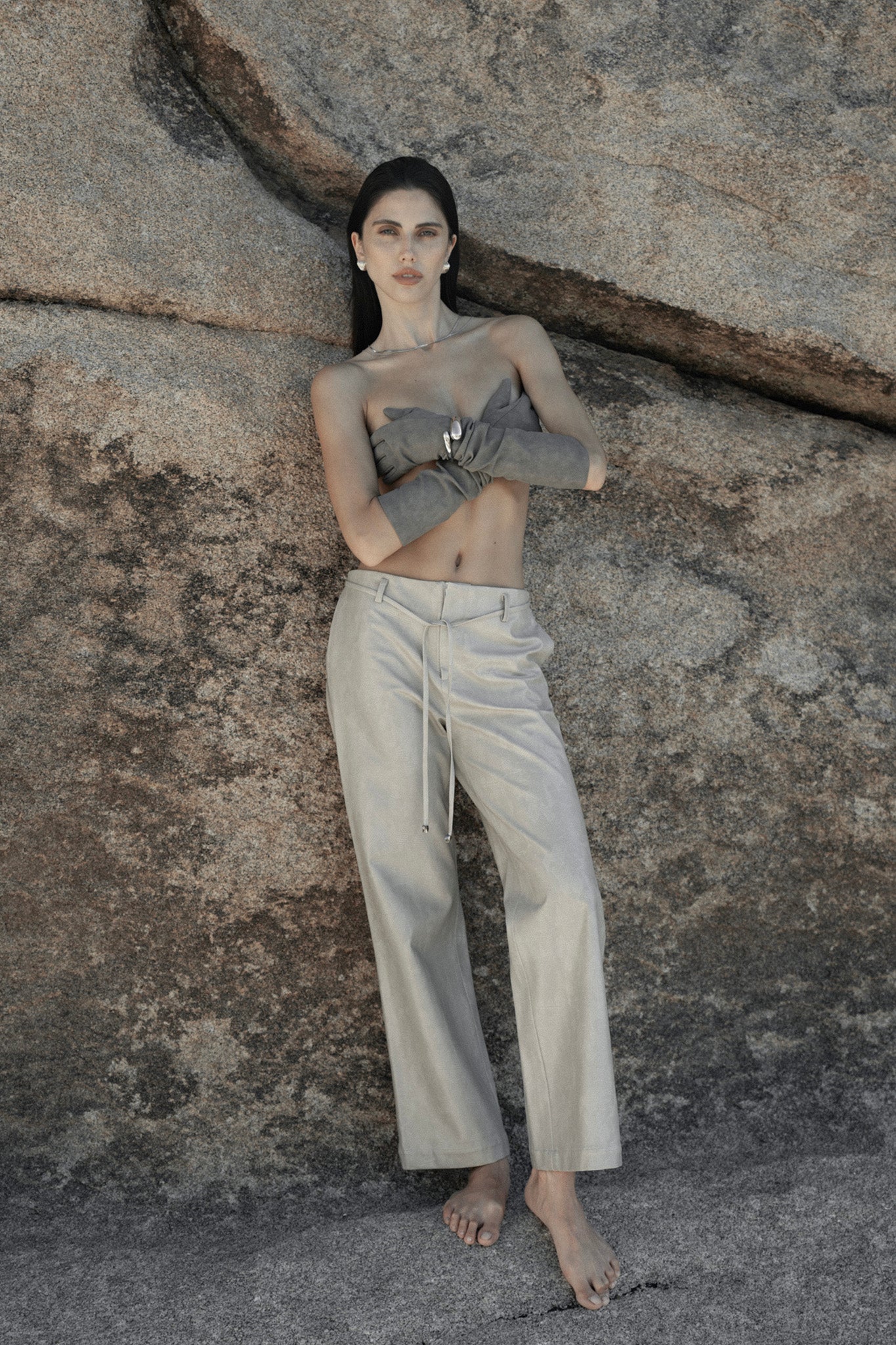 Xiaoyuan Gong New York The TONING textured vegan leather pants in beige