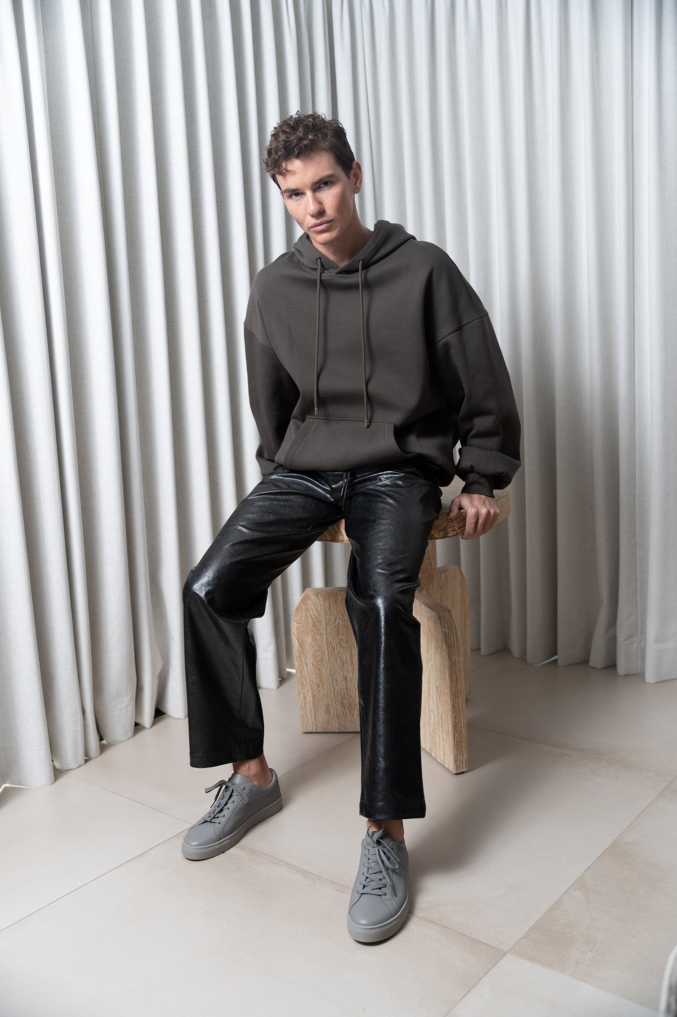 Xiaoyuan Gong New York Unisex oversized fleece hoodie in olive green